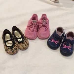 Bundle of shoes size 4